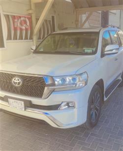 تويوتا لاندكروزر